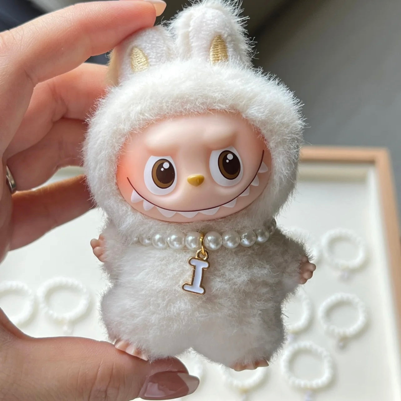 THE MONSTERS  Generation 4 Alphabet Pearl Necklace